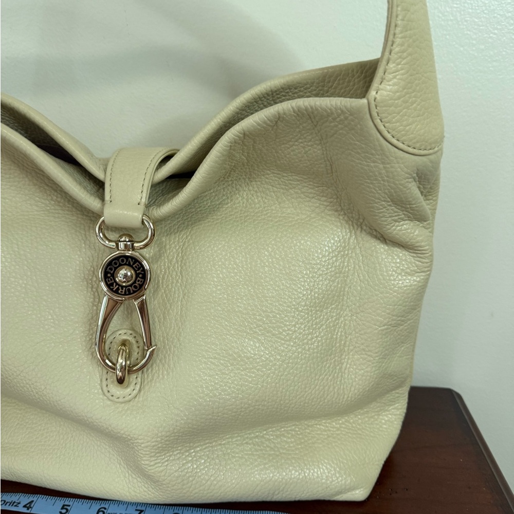 Dooney & Bourke Elegant Cream Leather Women's shoulder bag - Picture 3 of 12